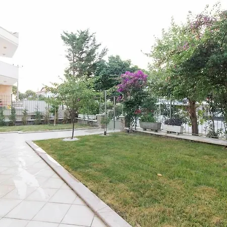 Spacious Exquisite 5br With Private Pool * Айвалик