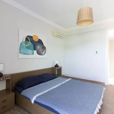 Вілла Spacious Exquisite 5br With Private Pool *